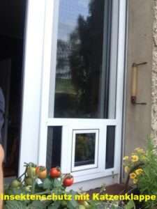 Insektenschutz-mit-Katzenklappe